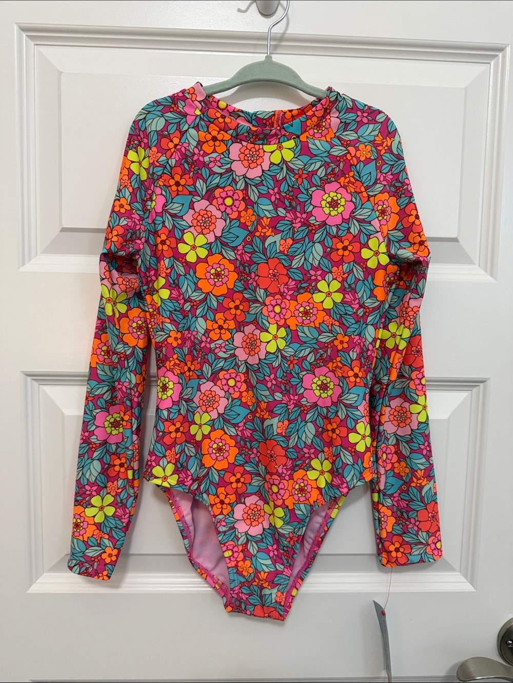 NWT Girls Med/8 Long-Sleeve Floral Rash Guard Swimsuit - Neon Multi
